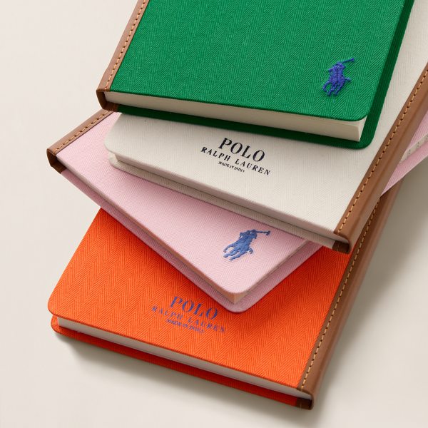 Ir para o Produto: Caderno com Logotipo Polo