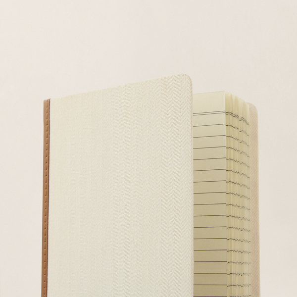 Ir para o Produto: Caderno com Logotipo Polo